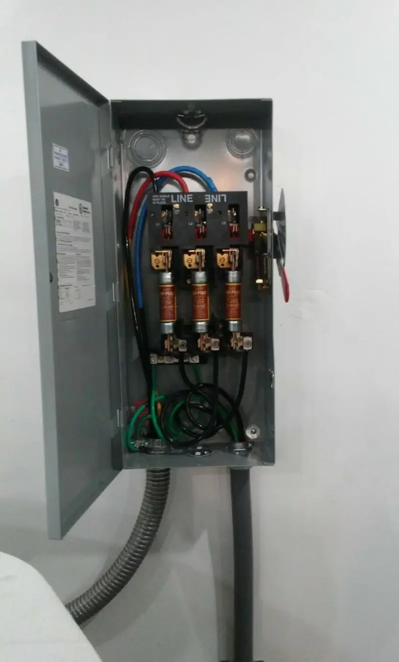 Three-phase disconnect switch installed for Smoke Detector Installation in Lower Chichester